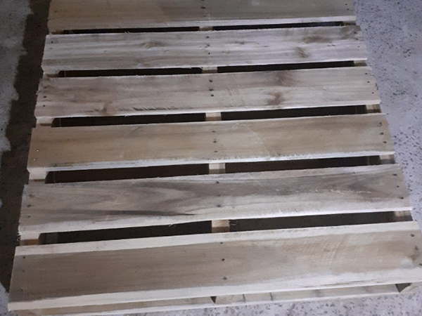 Pallet gỗ KT 1100x1100x120mm